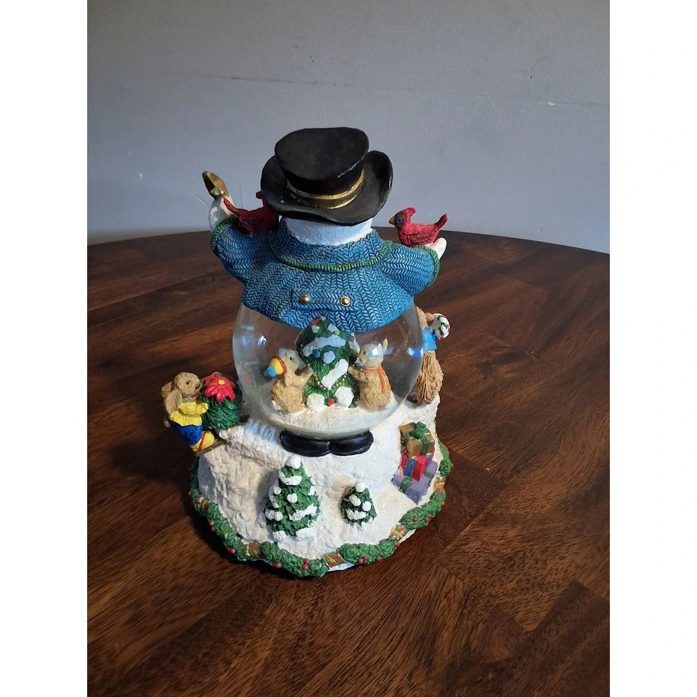 Snowman Christmas Snow Globe Musical Wind Up Animated Holiday Decor GVC WORKS